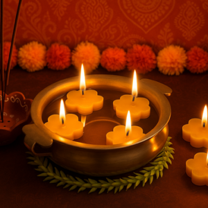 Hitah's Floating Candle